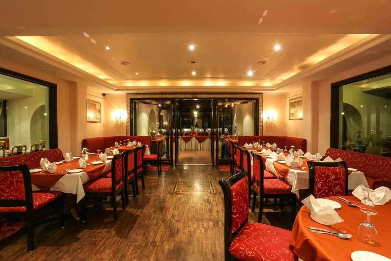 Grand Hotel Kathmandu Exterior foto