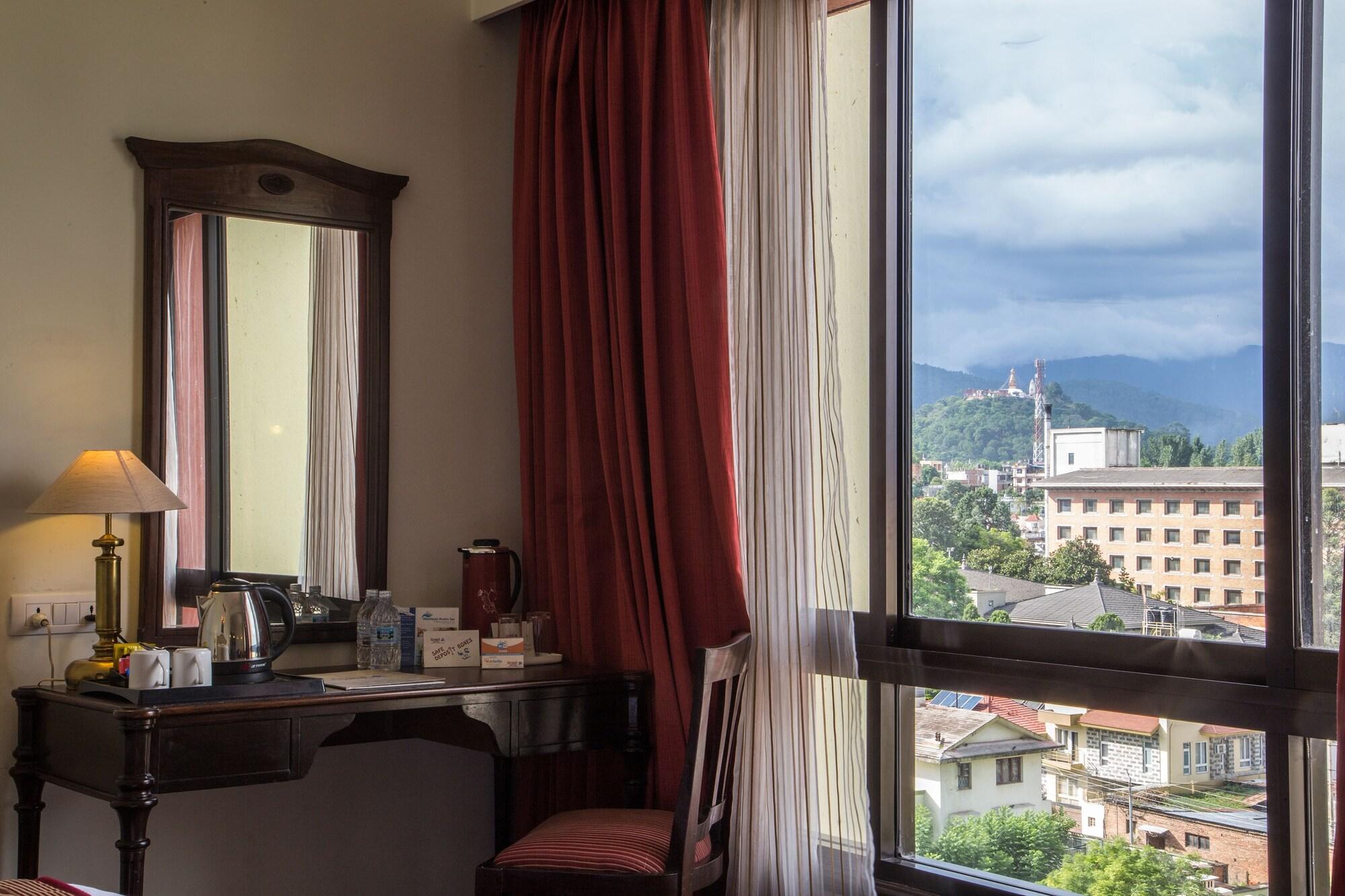 Grand Hotel Kathmandu Exterior foto