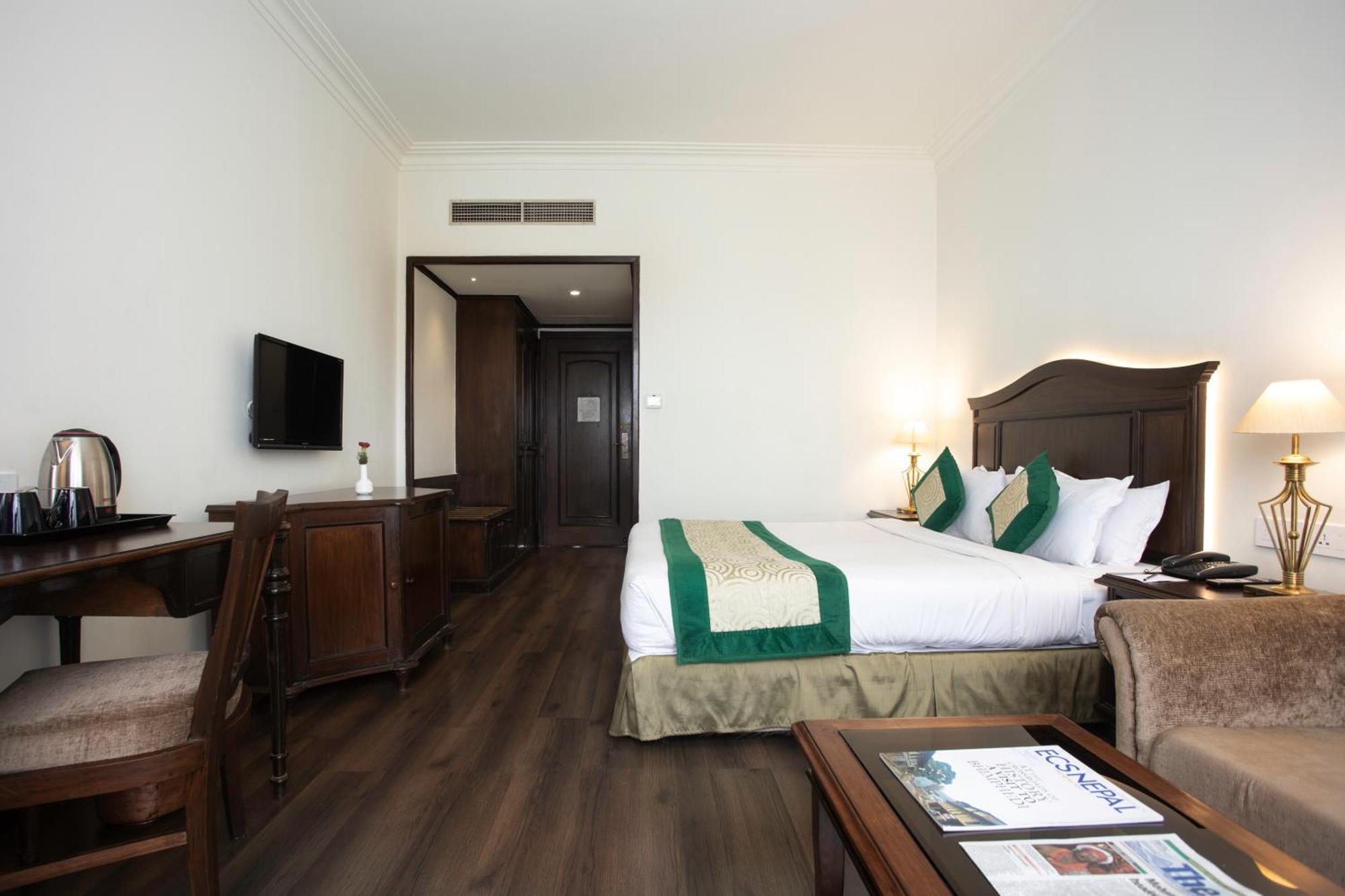 Grand Hotel Kathmandu Exterior foto