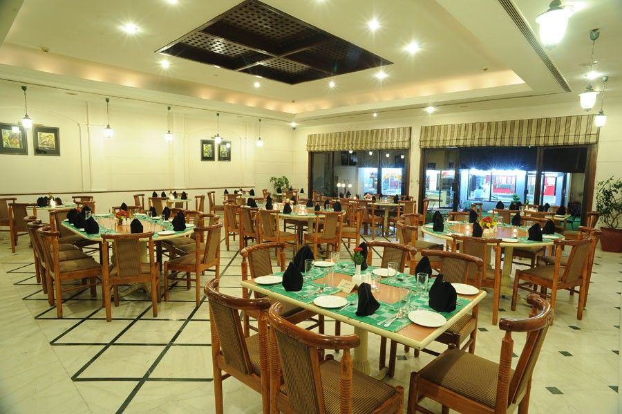 Grand Hotel Kathmandu Exterior foto